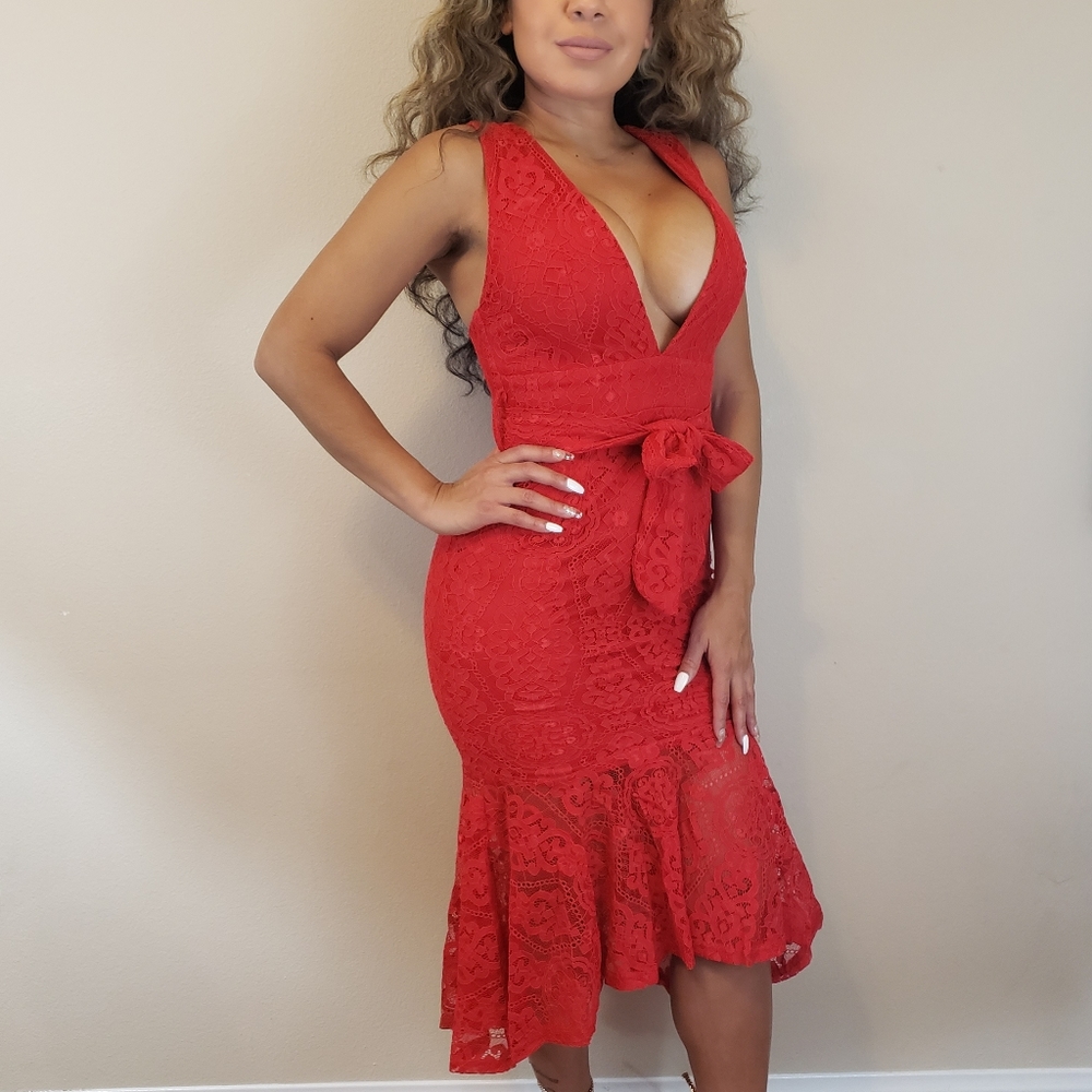 Lace midi